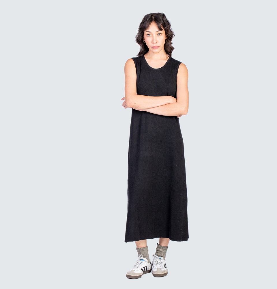 Avery Knitted Maxi Dress Black