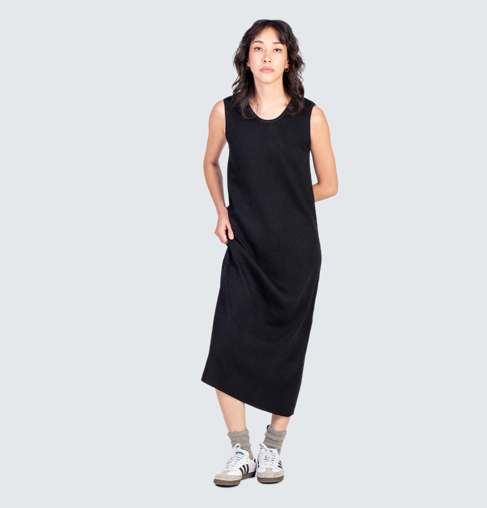 Avery Knitted Maxi Dress Black
