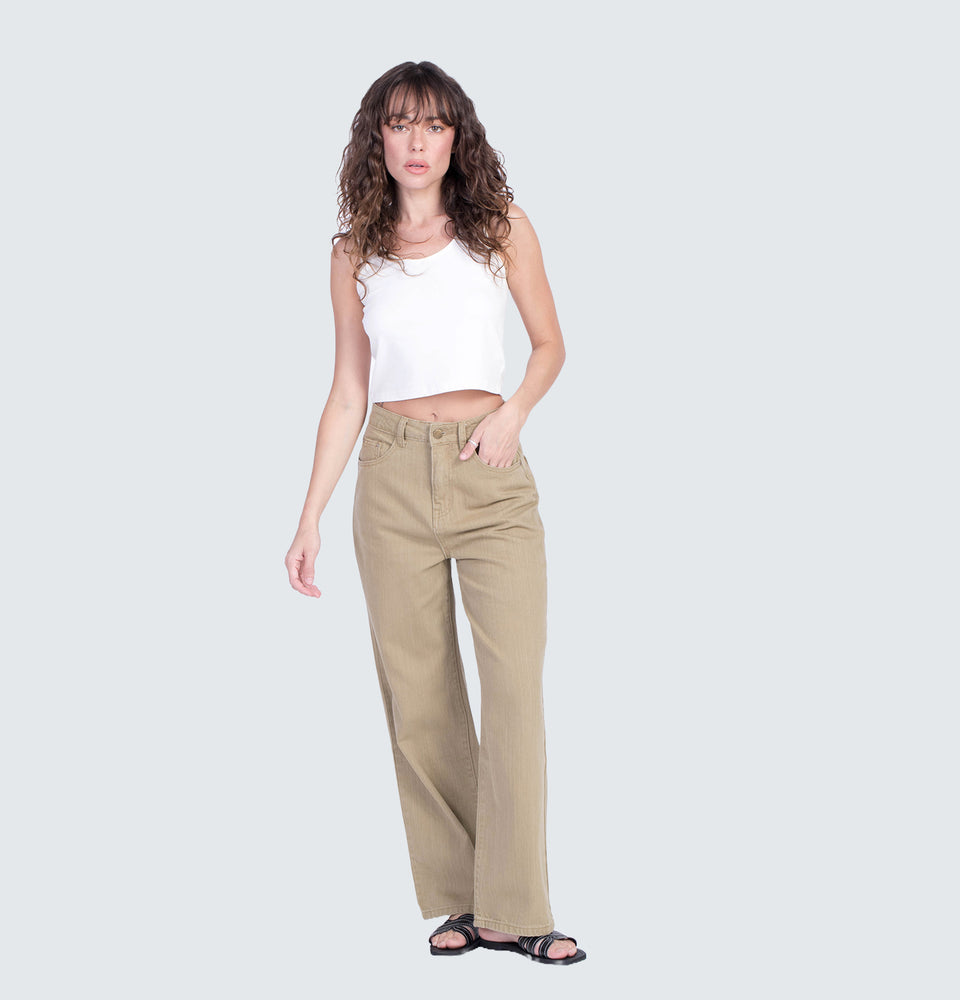 Shiloh Straight Leg Jeans in Khaki