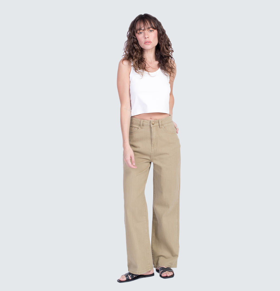 Shiloh Straight Leg Jeans in Khaki