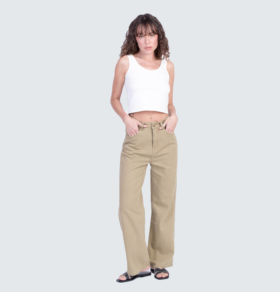 Shiloh Straight Leg Jeans in Khaki