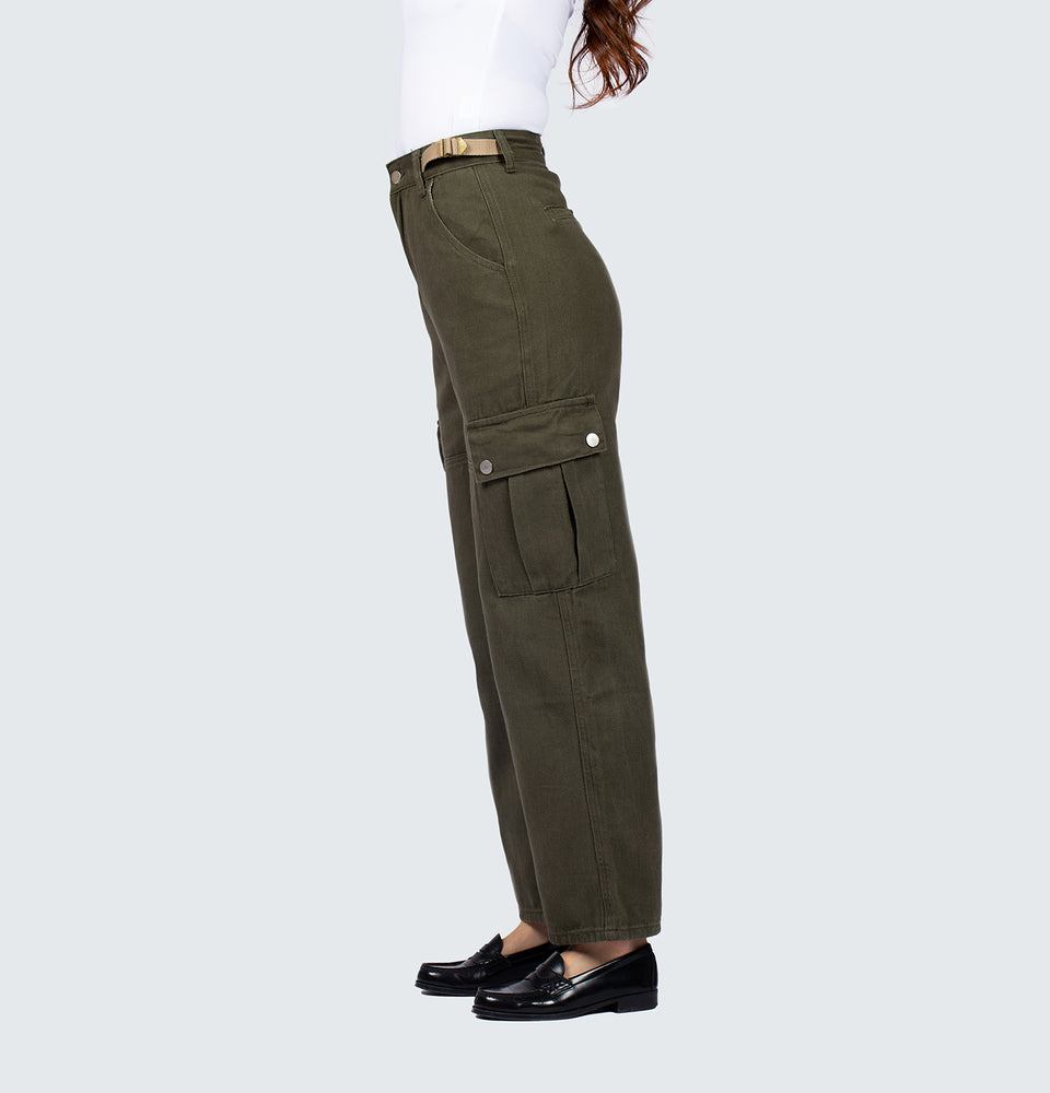 Ada Cargo Jeans