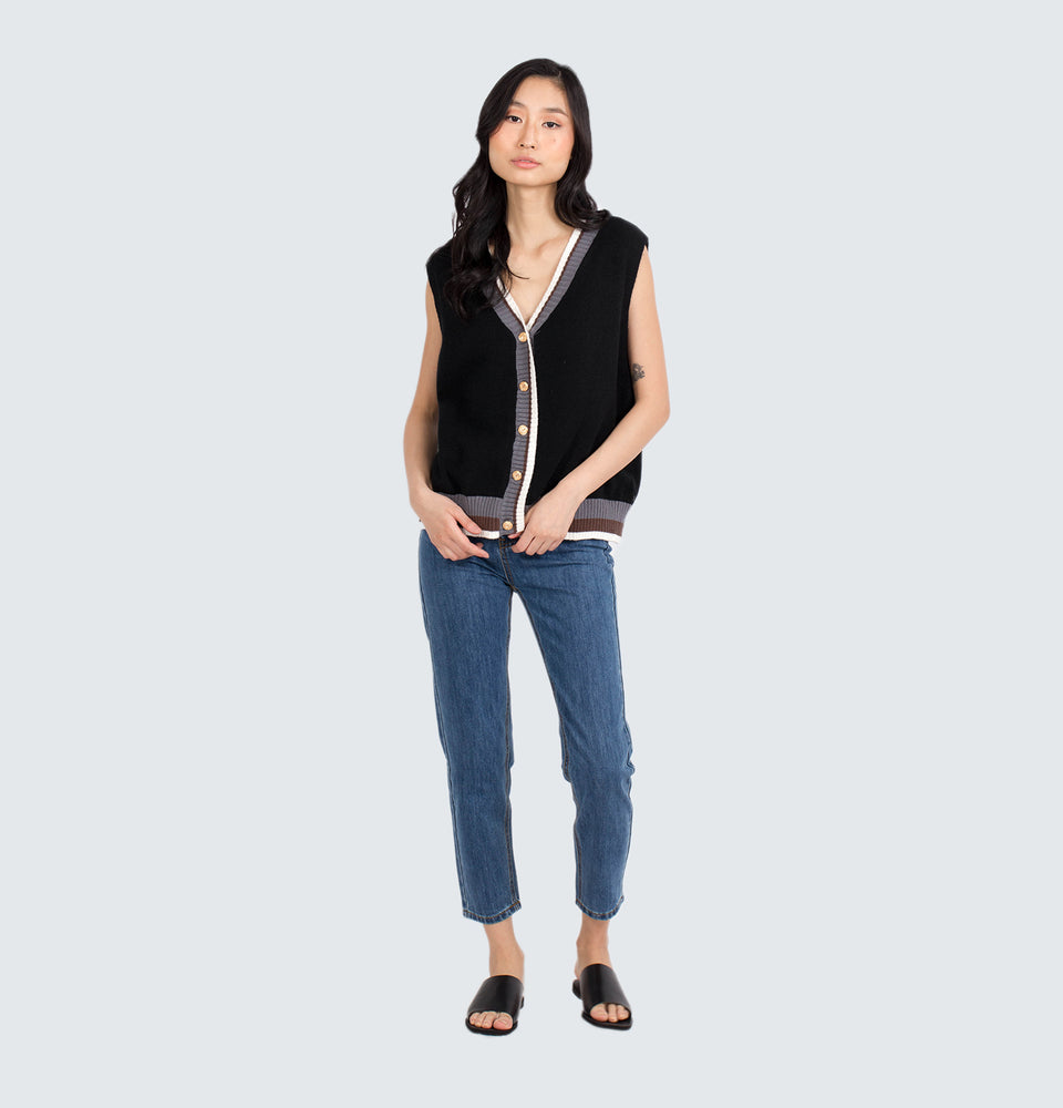 Nila Vest