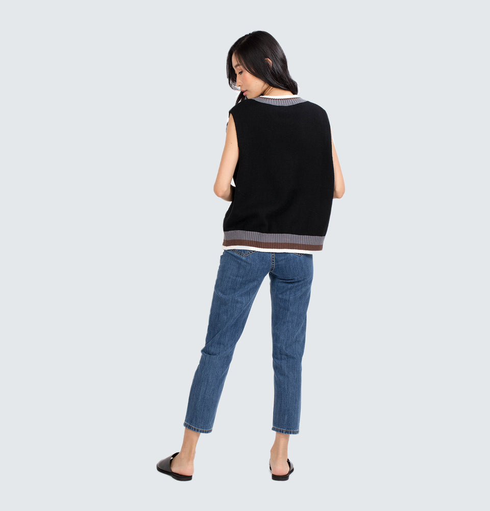 Nila Vest