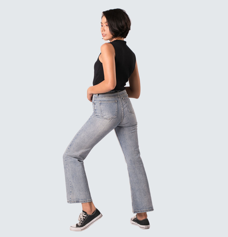 Bea Flare Jeans - Mantou Clothing