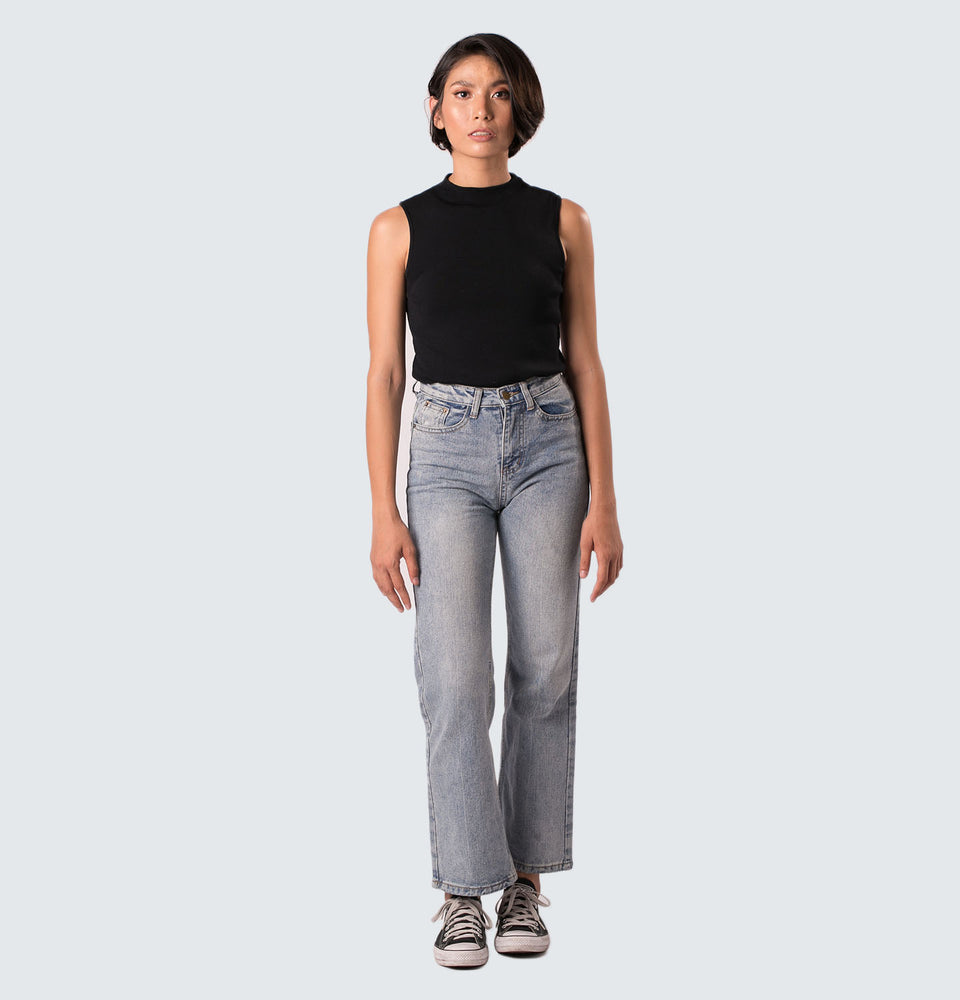 Bea Flare Jeans - Mantou Clothing