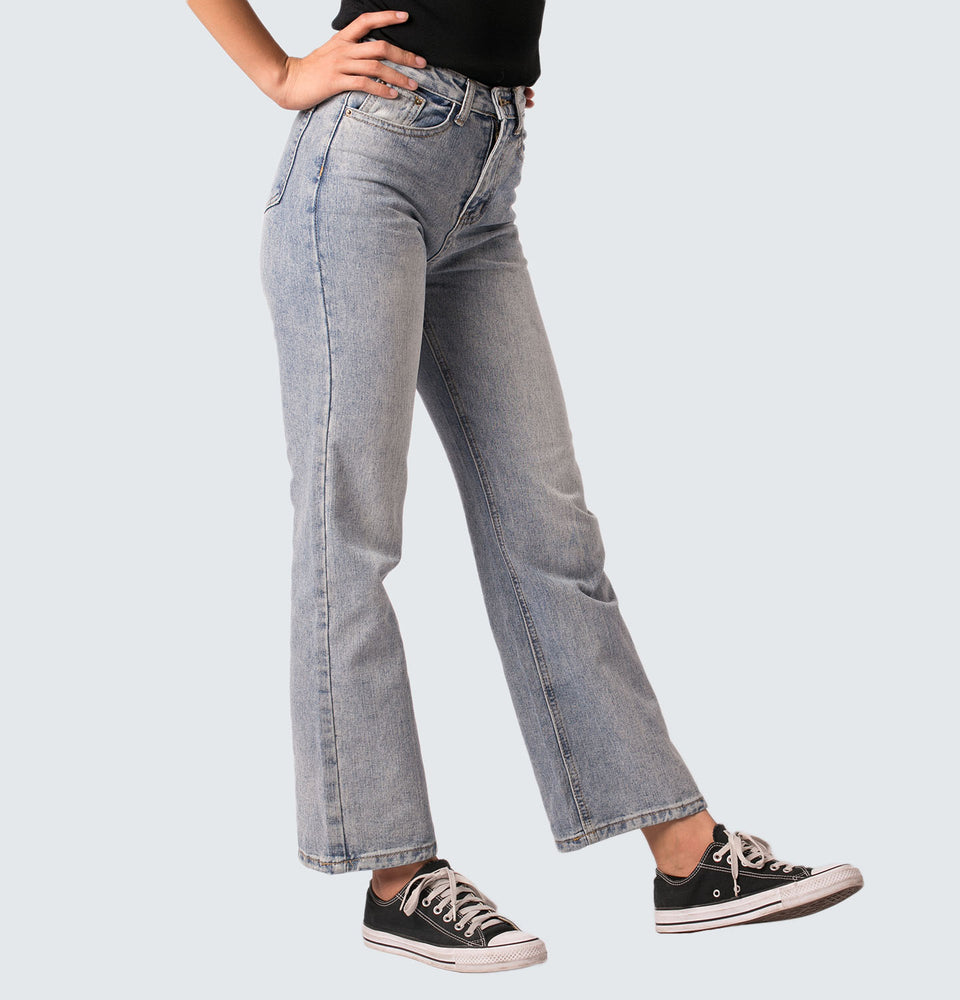 Bea Flare Jeans - Mantou Clothing