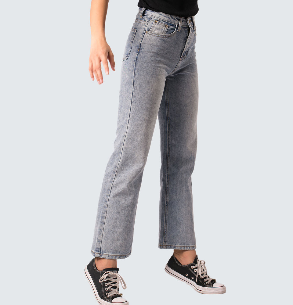 Bea Flare Jeans - Mantou Clothing