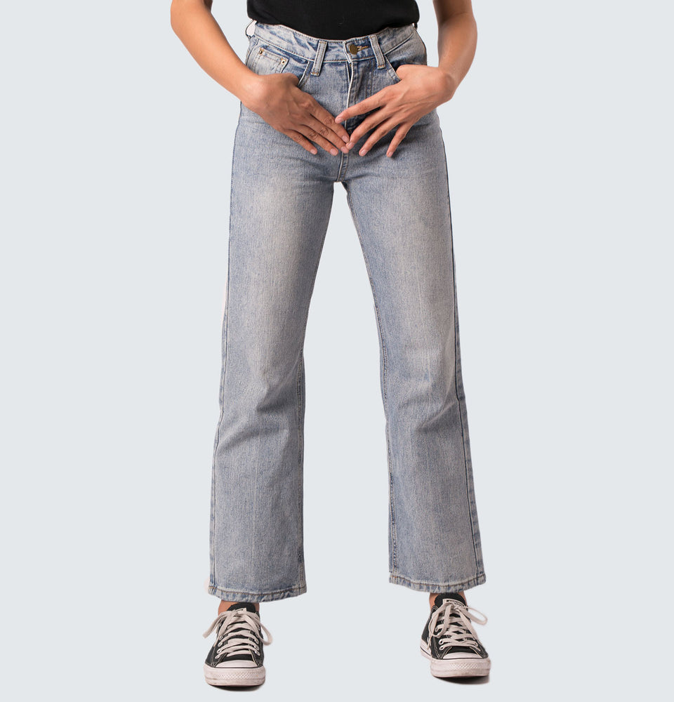 Bea Flare Jeans - Mantou Clothing