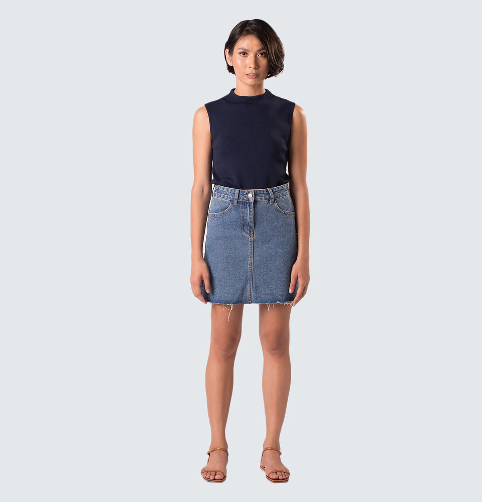 Cae Raw Hem Denim Skirt - Mantou Clothing