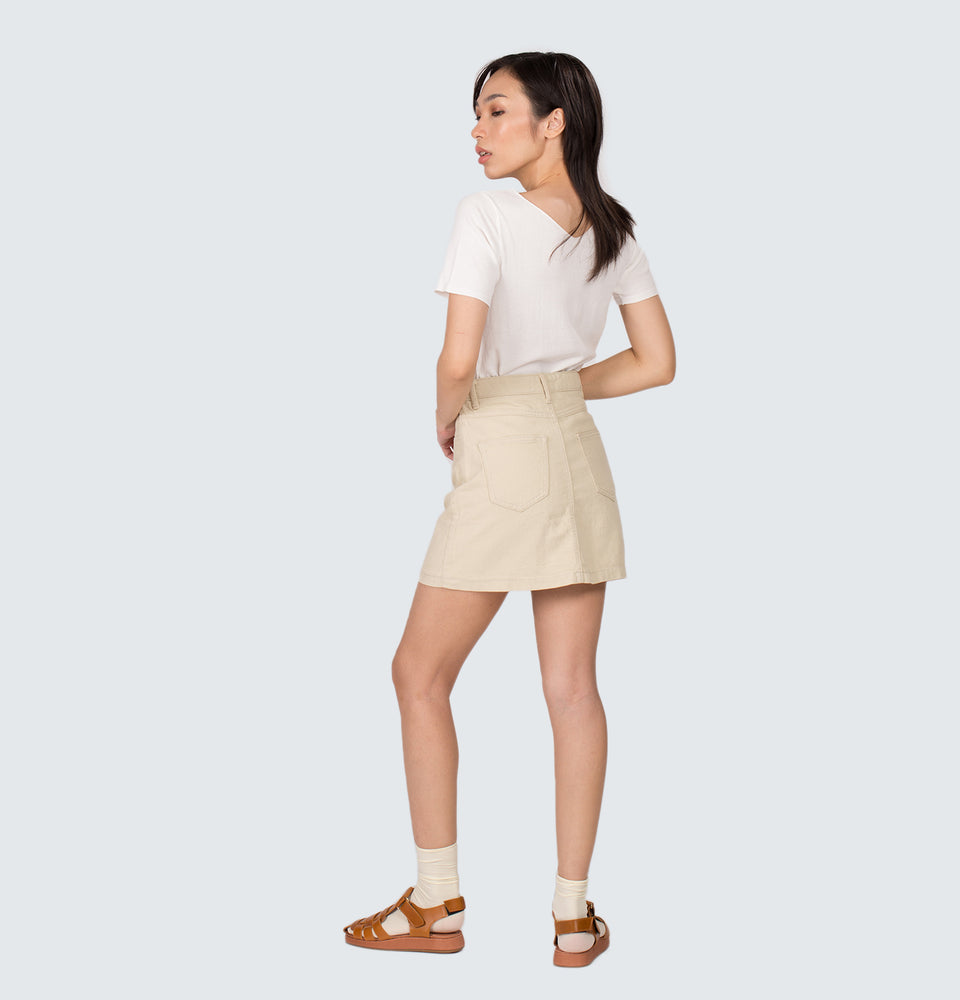 Cali Cream mini Skirt