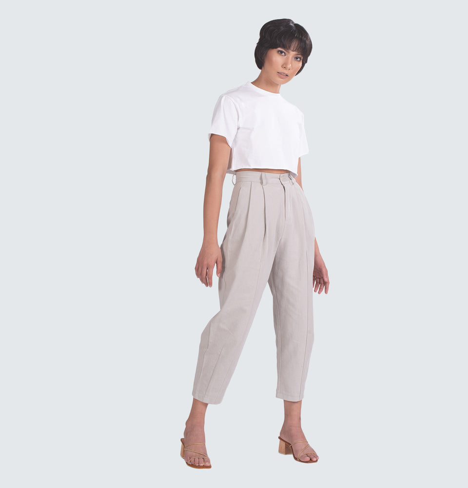 Pleated Highwaisted Trousers