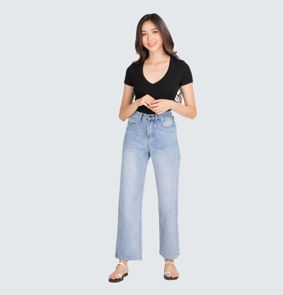 Ally High-Rise Relaxed Fit Straight-Leg Jeans