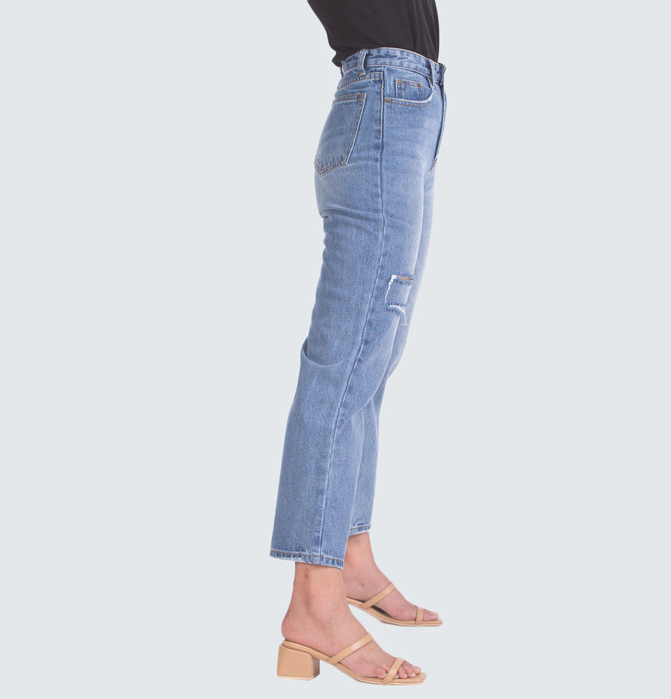 Sam Distressed Jeans