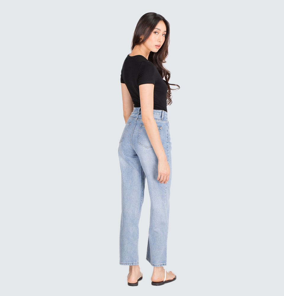 Ally High-Rise Relaxed Fit Straight-Leg Jeans