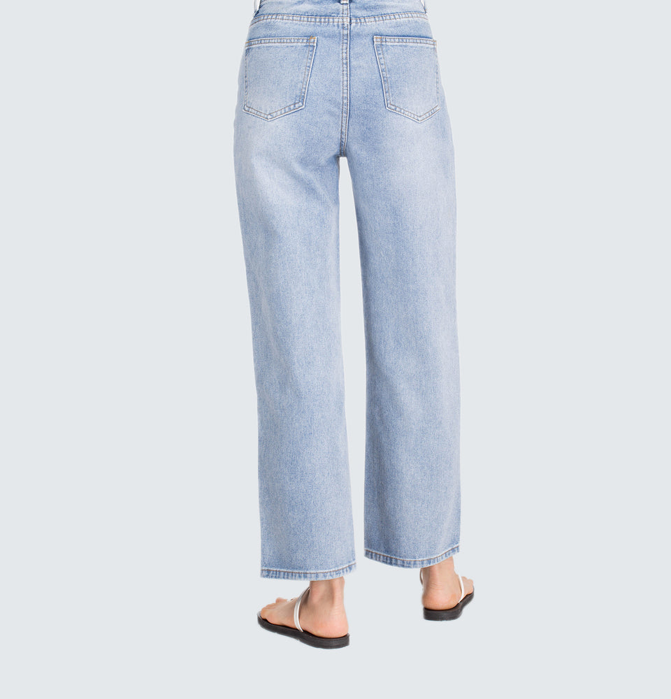 Ally High-Rise Relaxed Fit Straight-Leg Jeans
