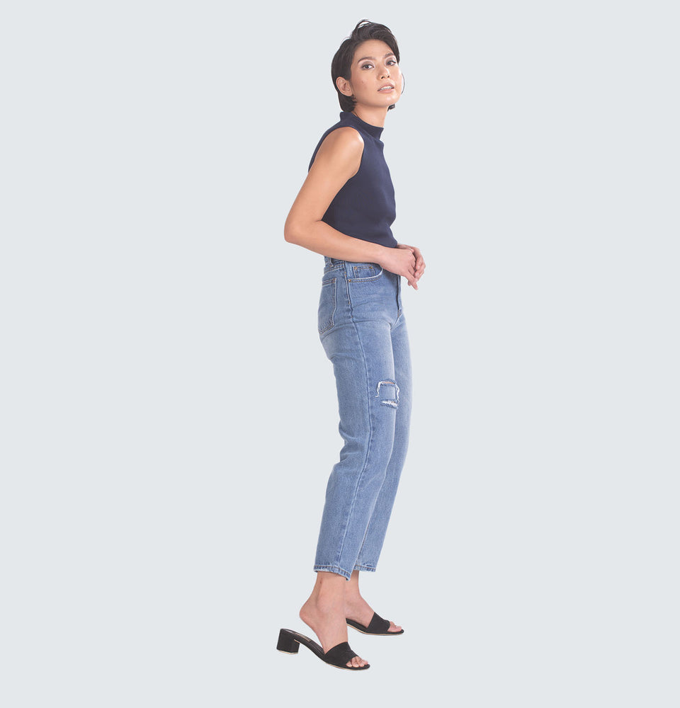 Sam Distressed Jeans