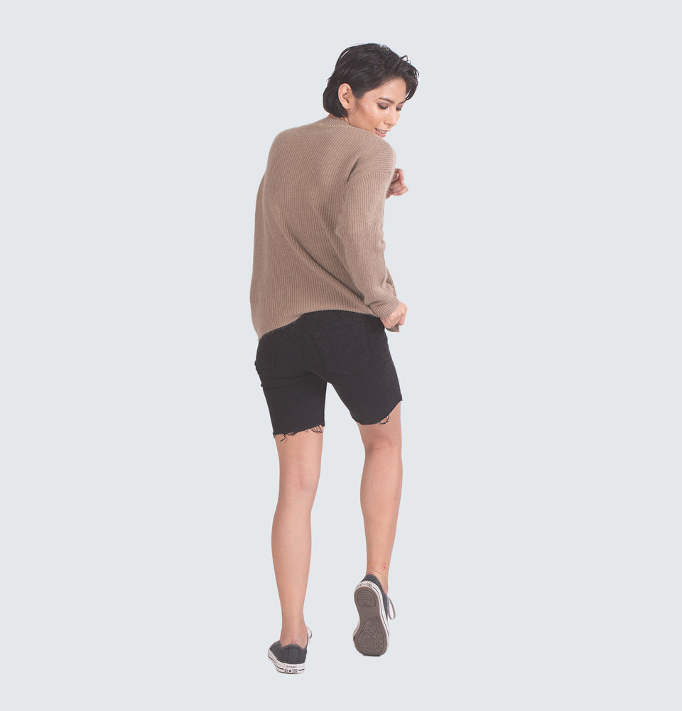Bermuda Black Shorts