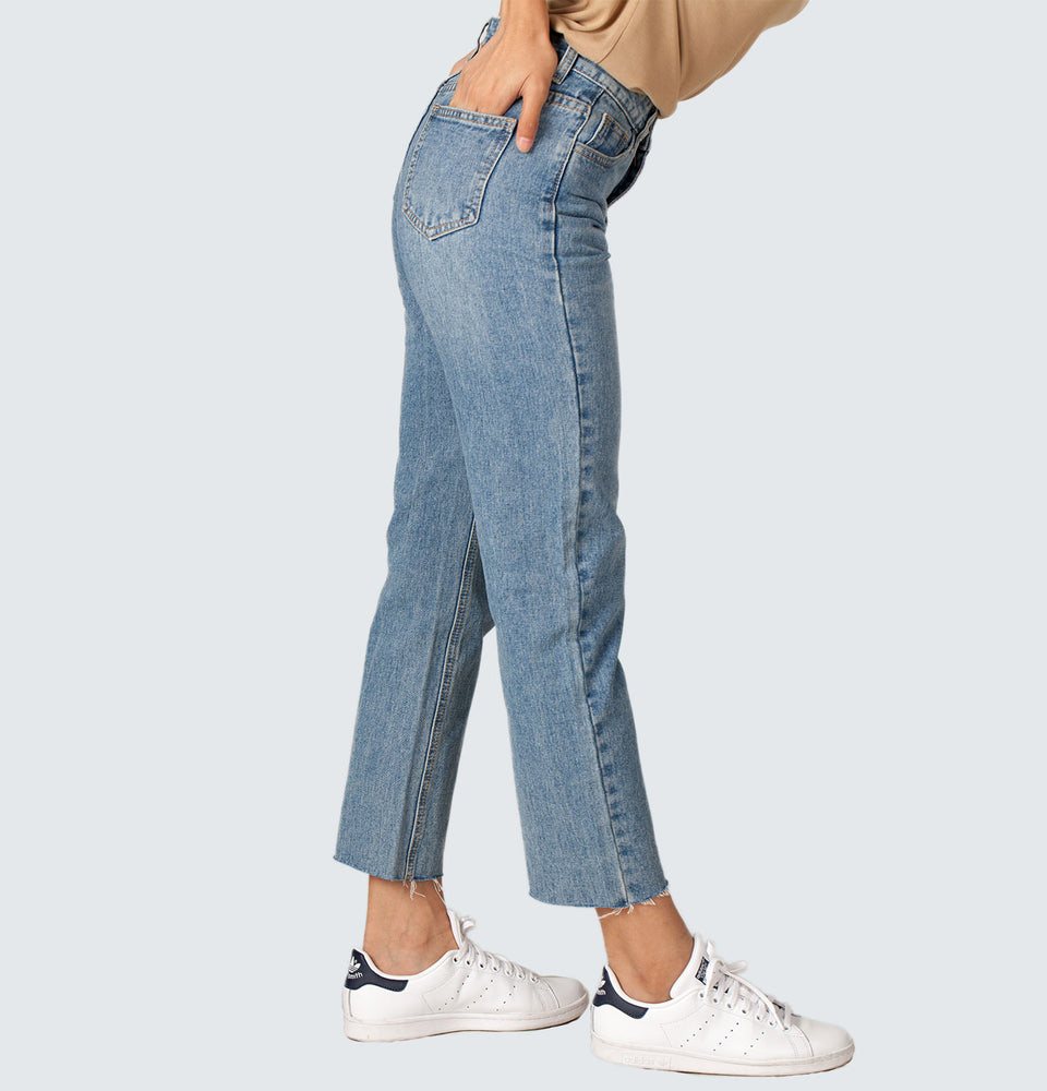 Shim-b Straight Leg Jeans - Mantou Clothing