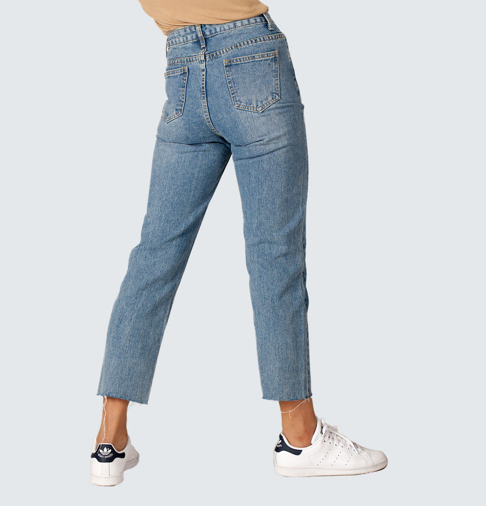 Shim-b Straight Leg Jeans - Mantou Clothing
