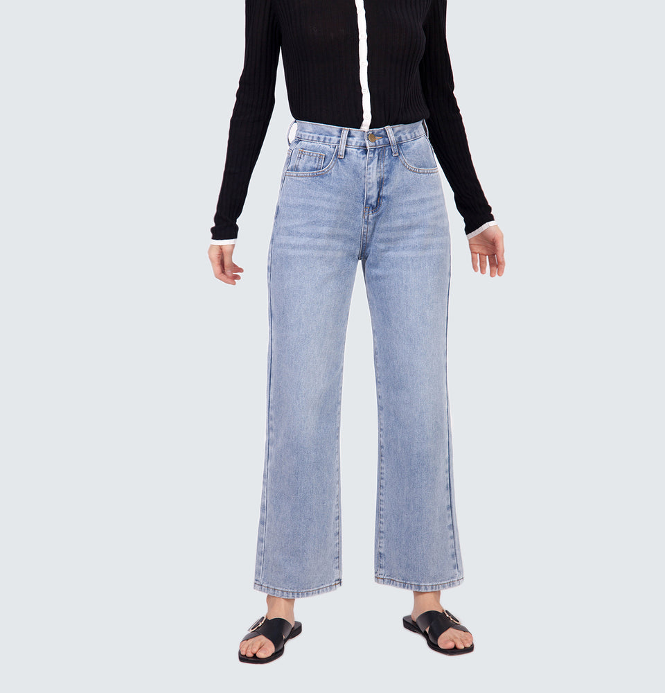 Ally High-Rise Relaxed Fit Straight-Leg Jeans