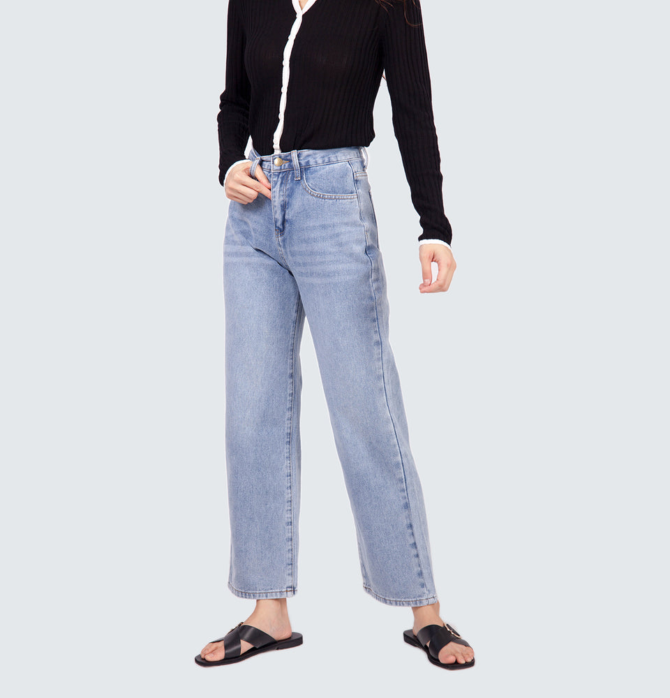 Ally High-Rise Relaxed Fit Straight-Leg Jeans