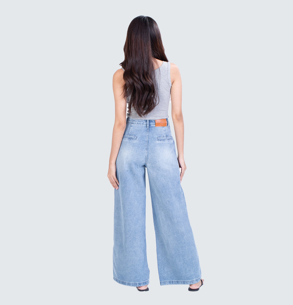 Thea Extra Wide Leg Jeans