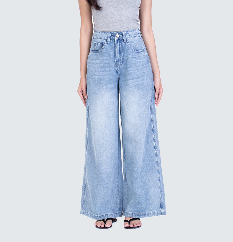Thea Extra Wide Leg Jeans