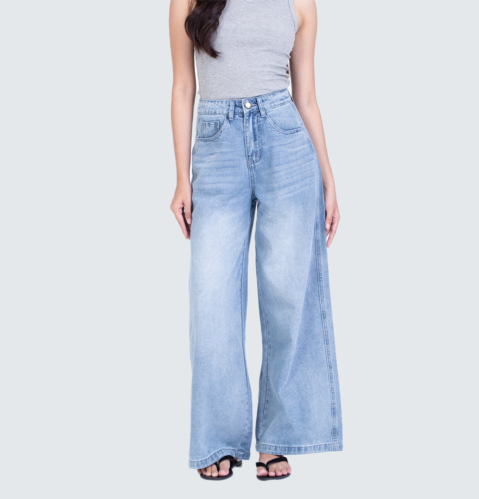 Thea Extra Wide Leg Jeans