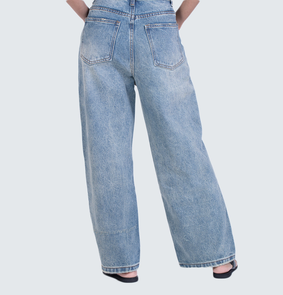 Dae Wide Leg Jeans