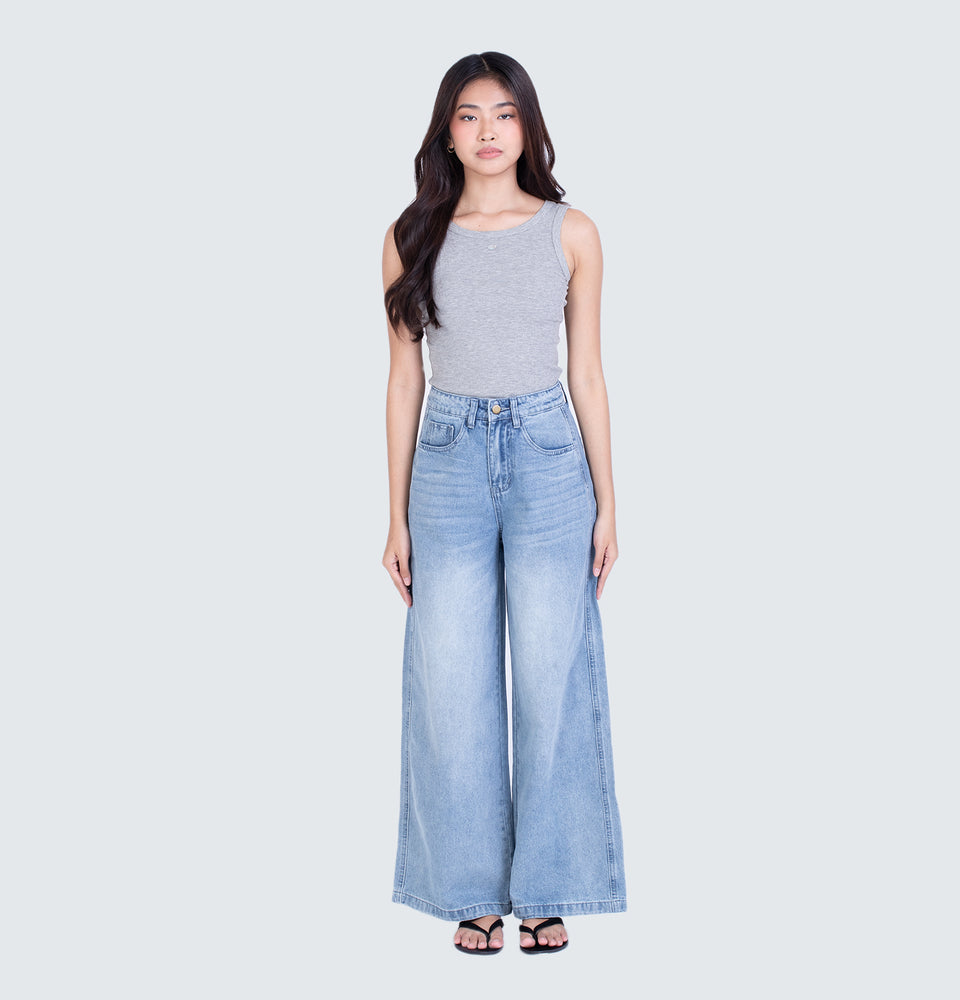 Thea Extra Wide Leg Jeans