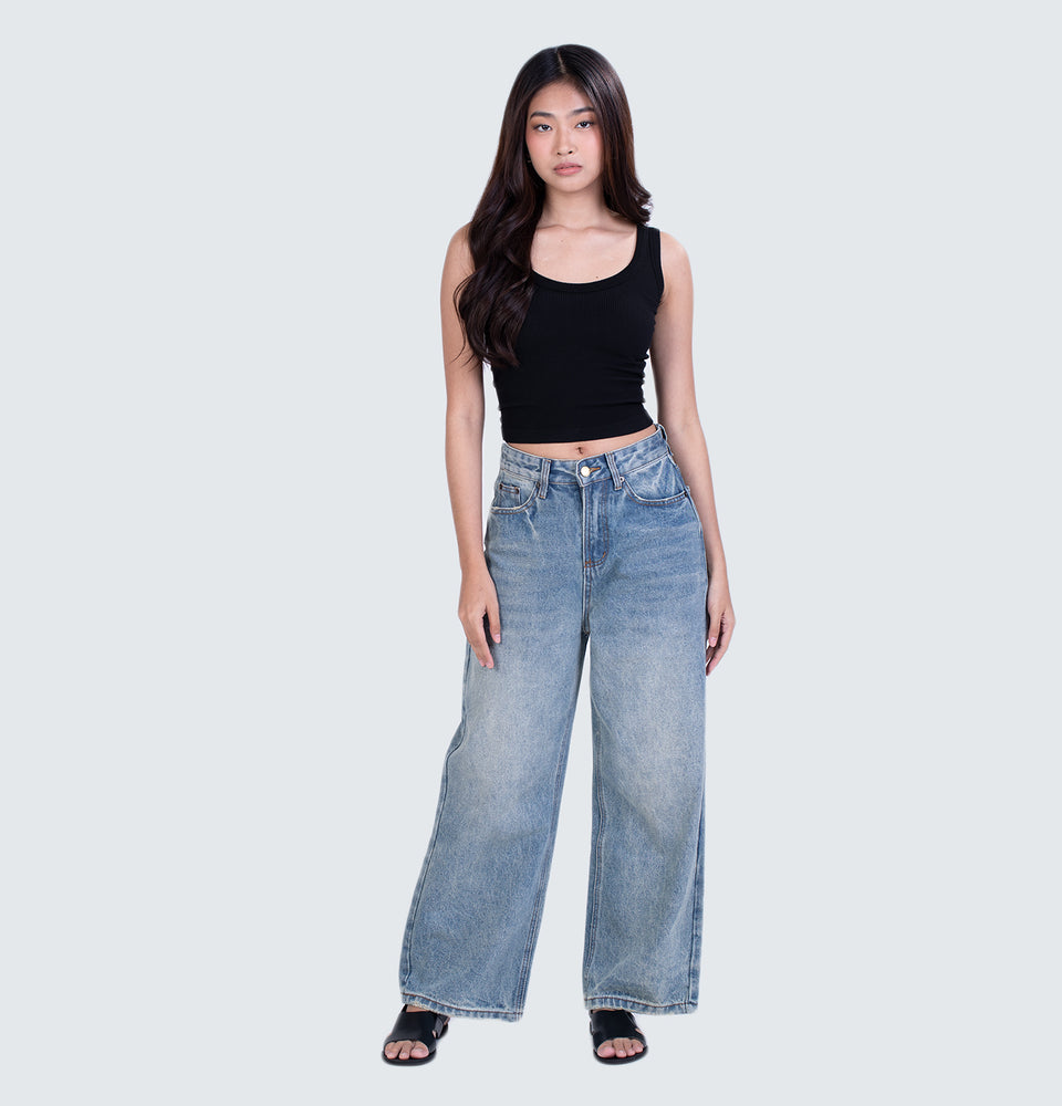 Dae Wide Leg Jeans
