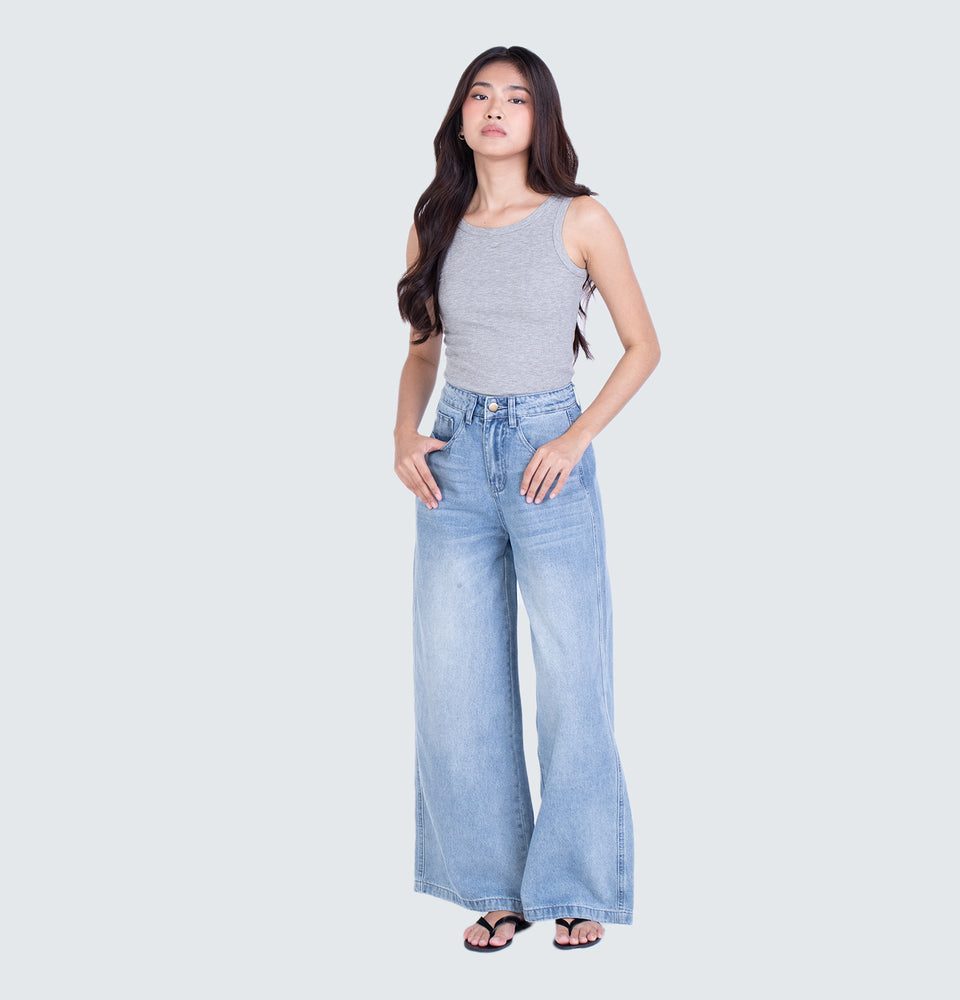 Thea Extra Wide Leg Jeans