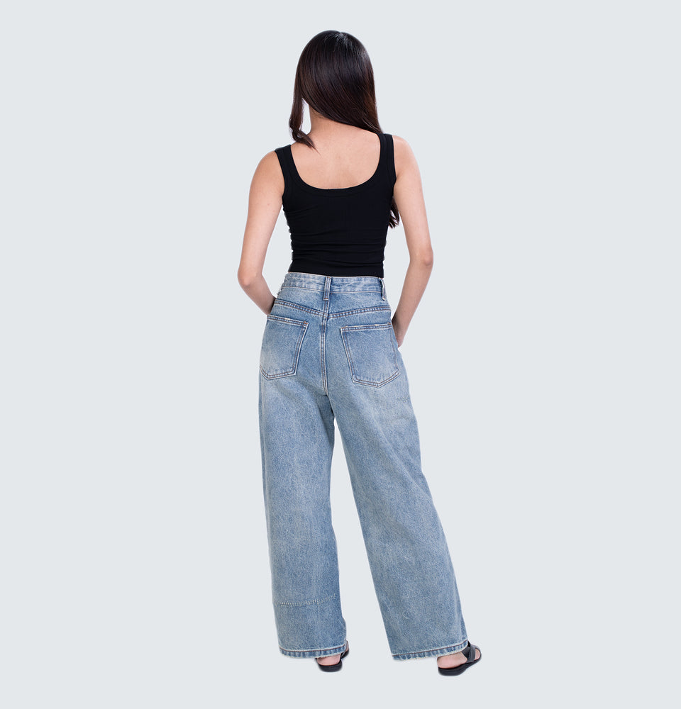 Dae Wide Leg Jeans