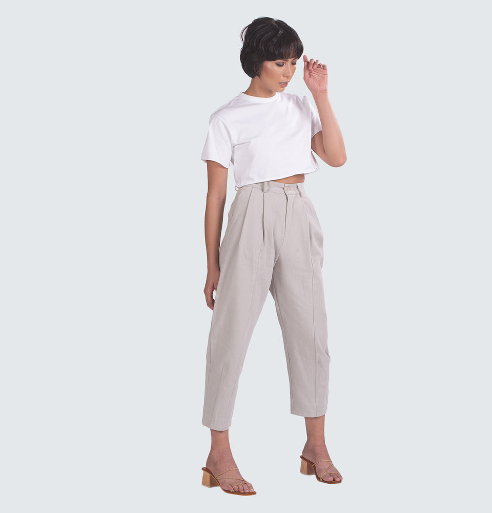 Pleated Highwaisted Trousers