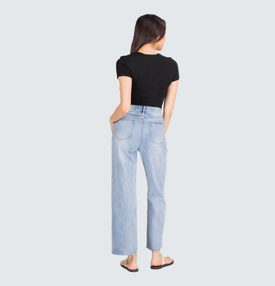 Ally High-Rise Relaxed Fit Straight-Leg Jeans