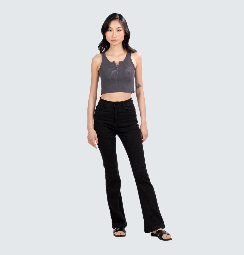 Yara Sleeveless Ribbed Crop Top