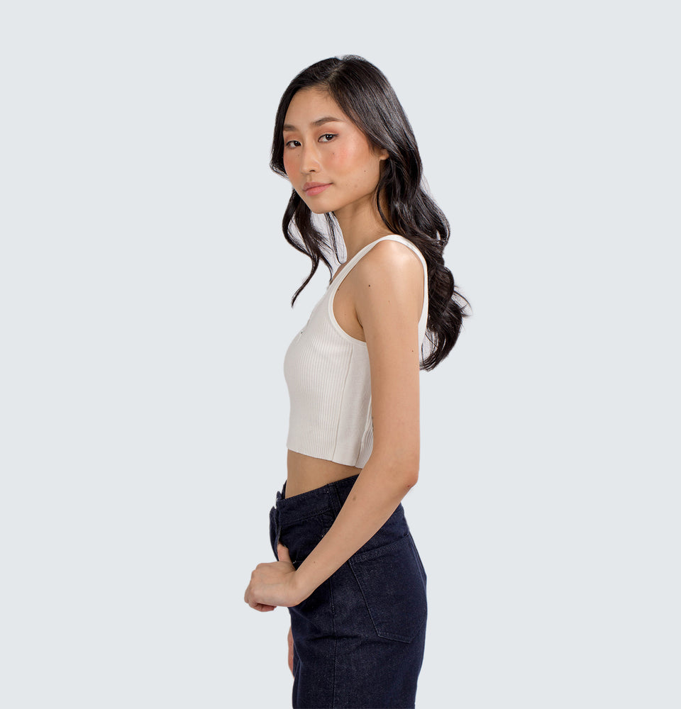 Yara Sleeveless Ribbed Crop Top